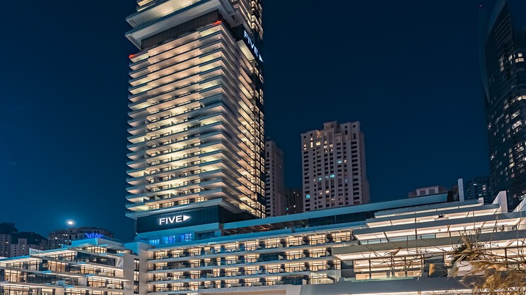 FIVE LUXE JBR
